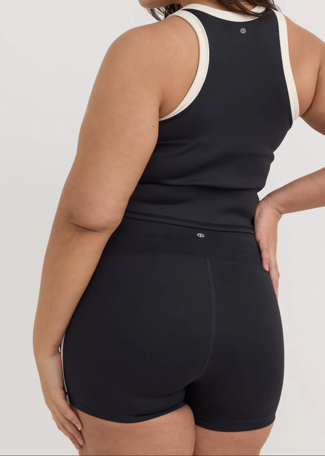 Active Flow Tank Top - Black - Image 2