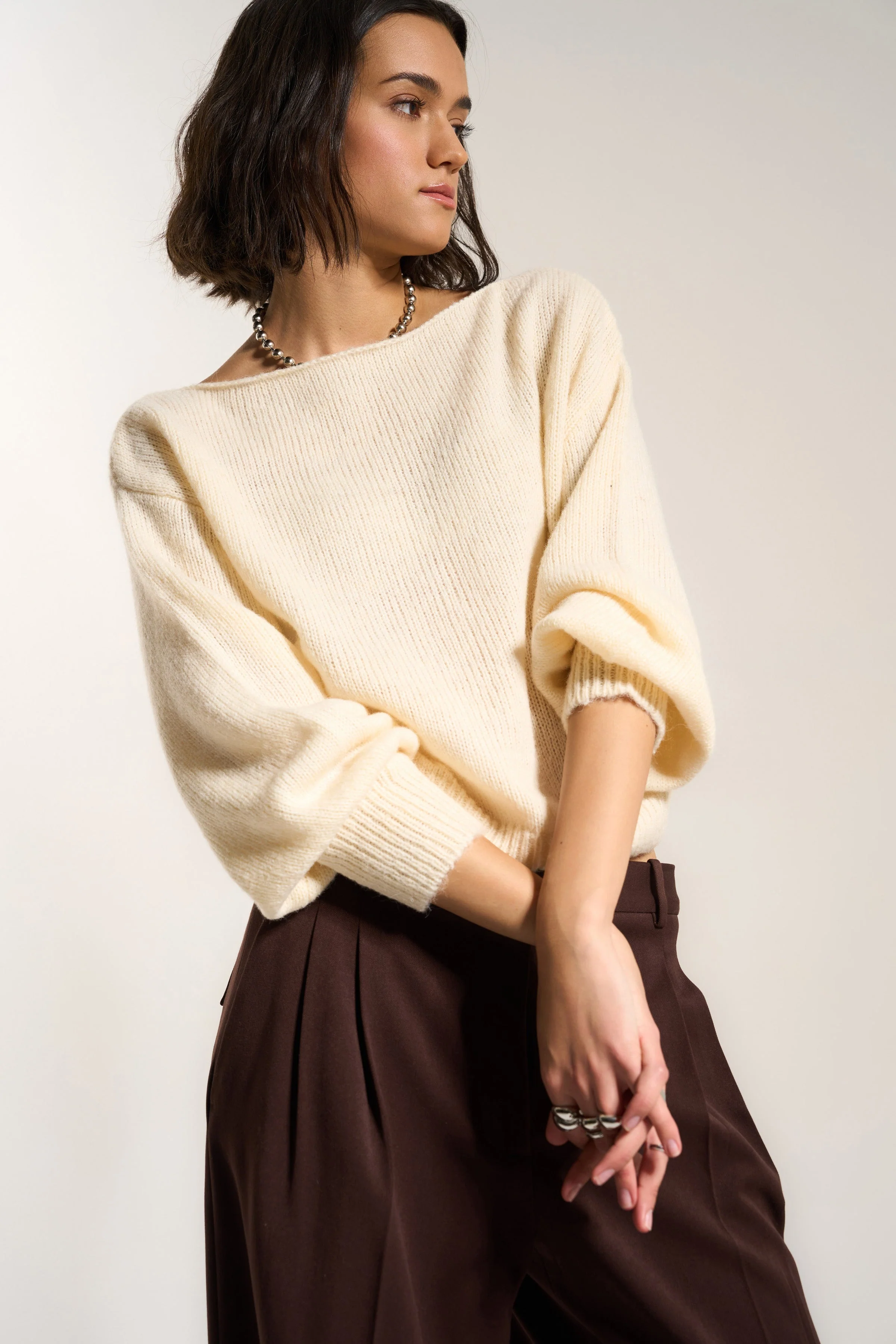 Anya Off The Shoulder - Swan - Image 3