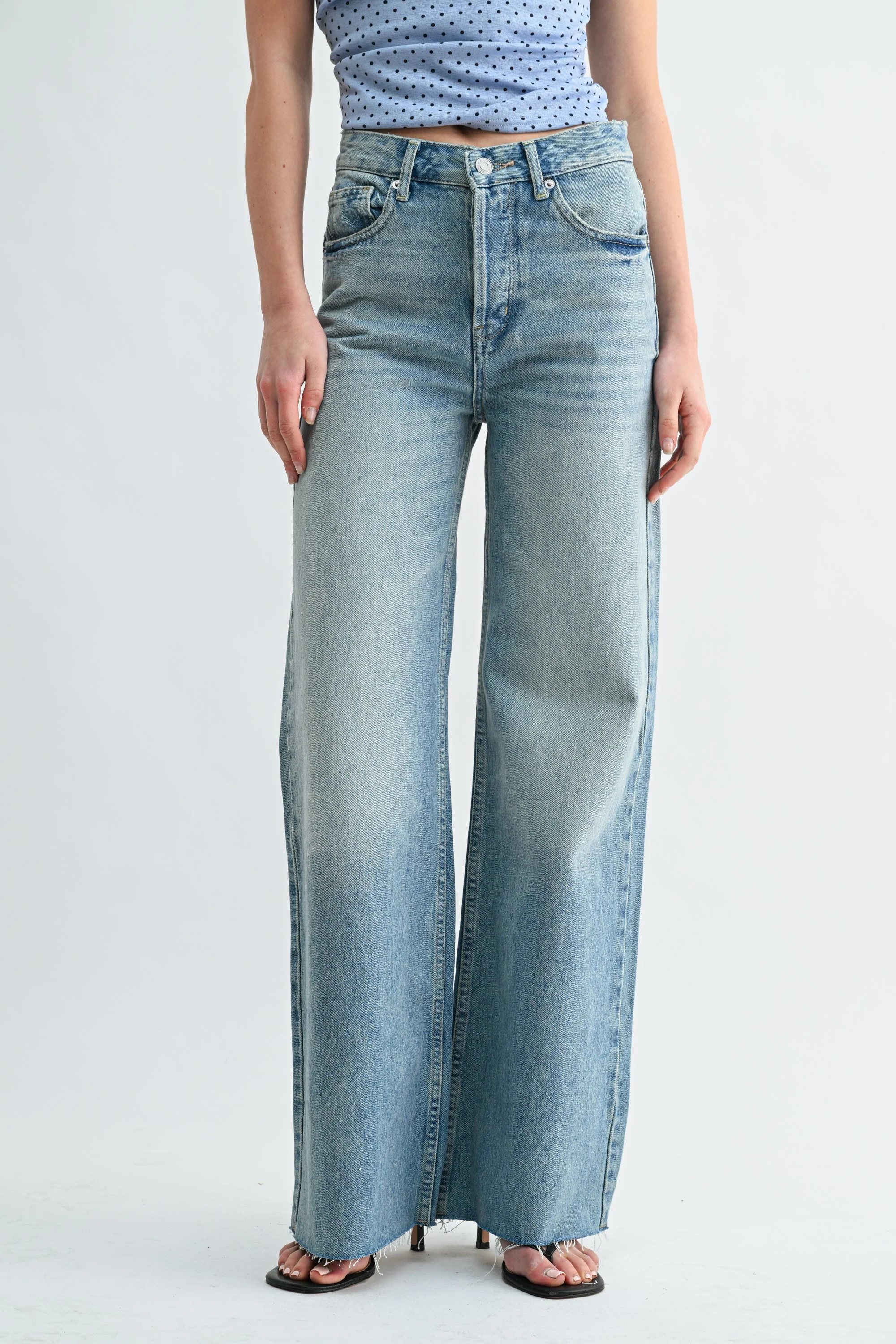 Beach-to-Bar Pant - Image 10
