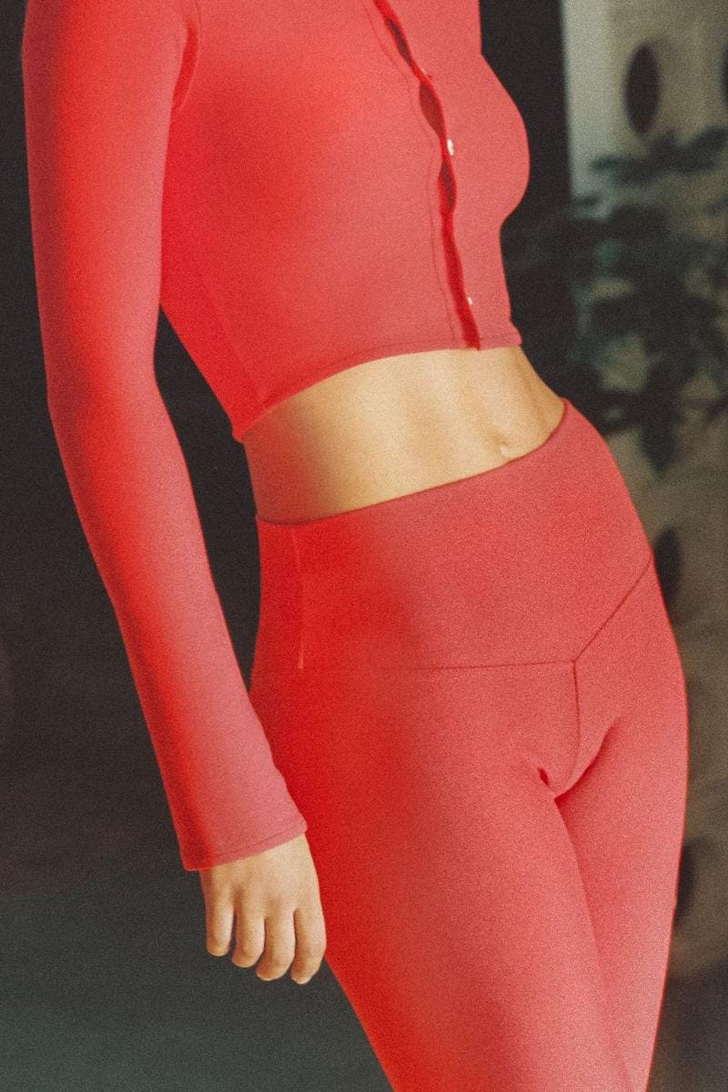 Cherry Zoe Capri Legging - Image 4