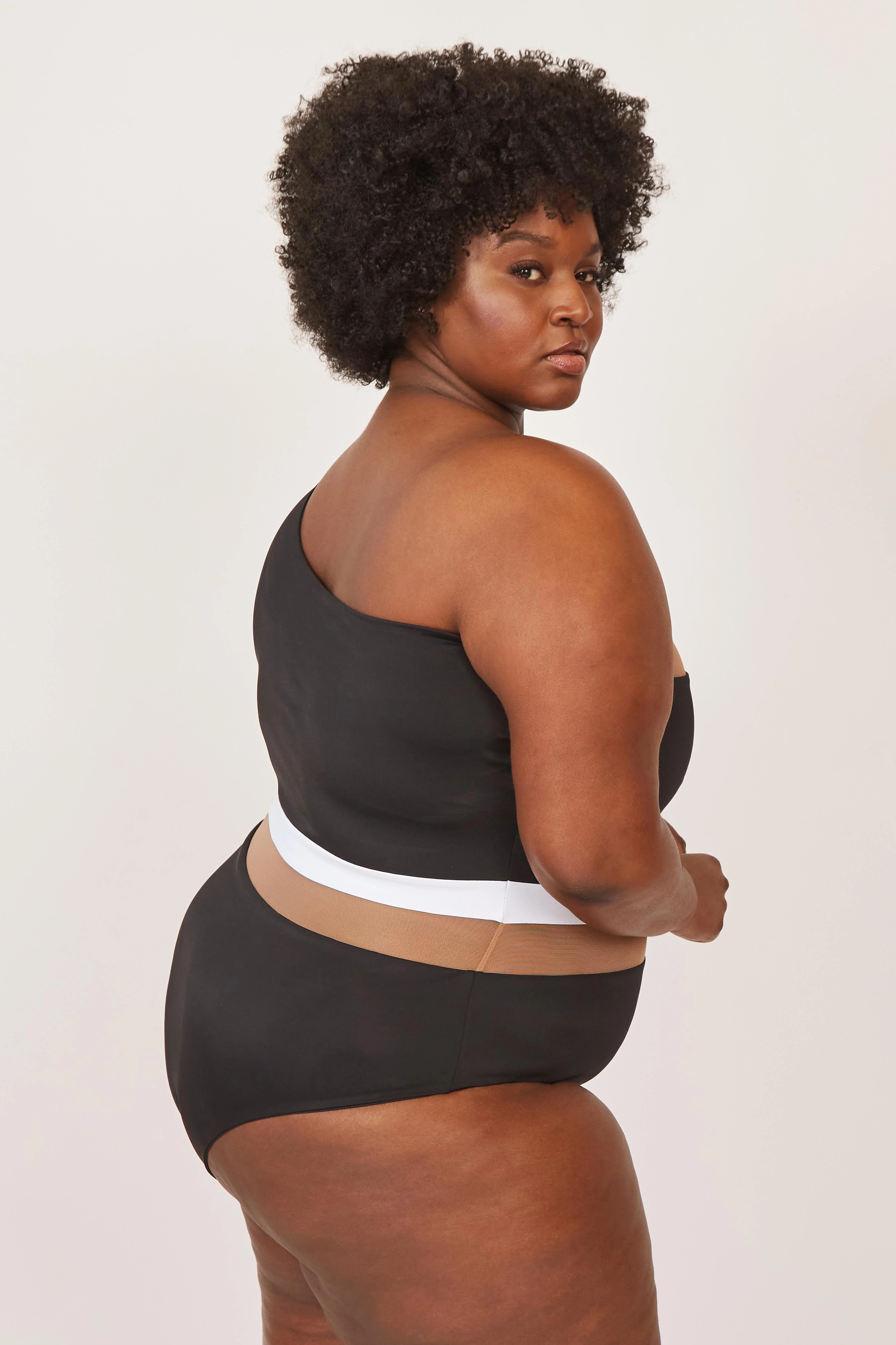 Coast One Piece - Black - Image 16