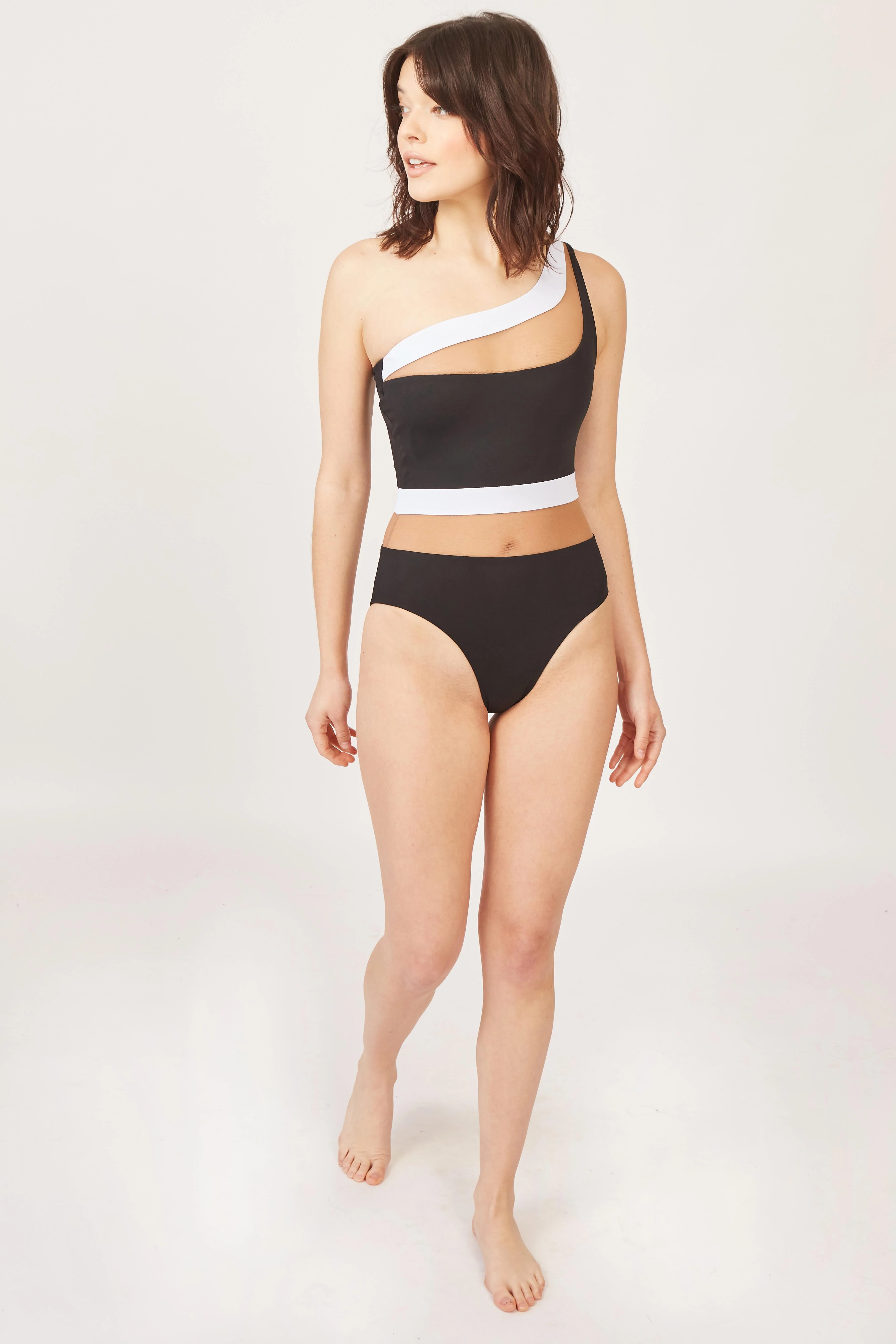 Coast One Piece - Black - Image 3