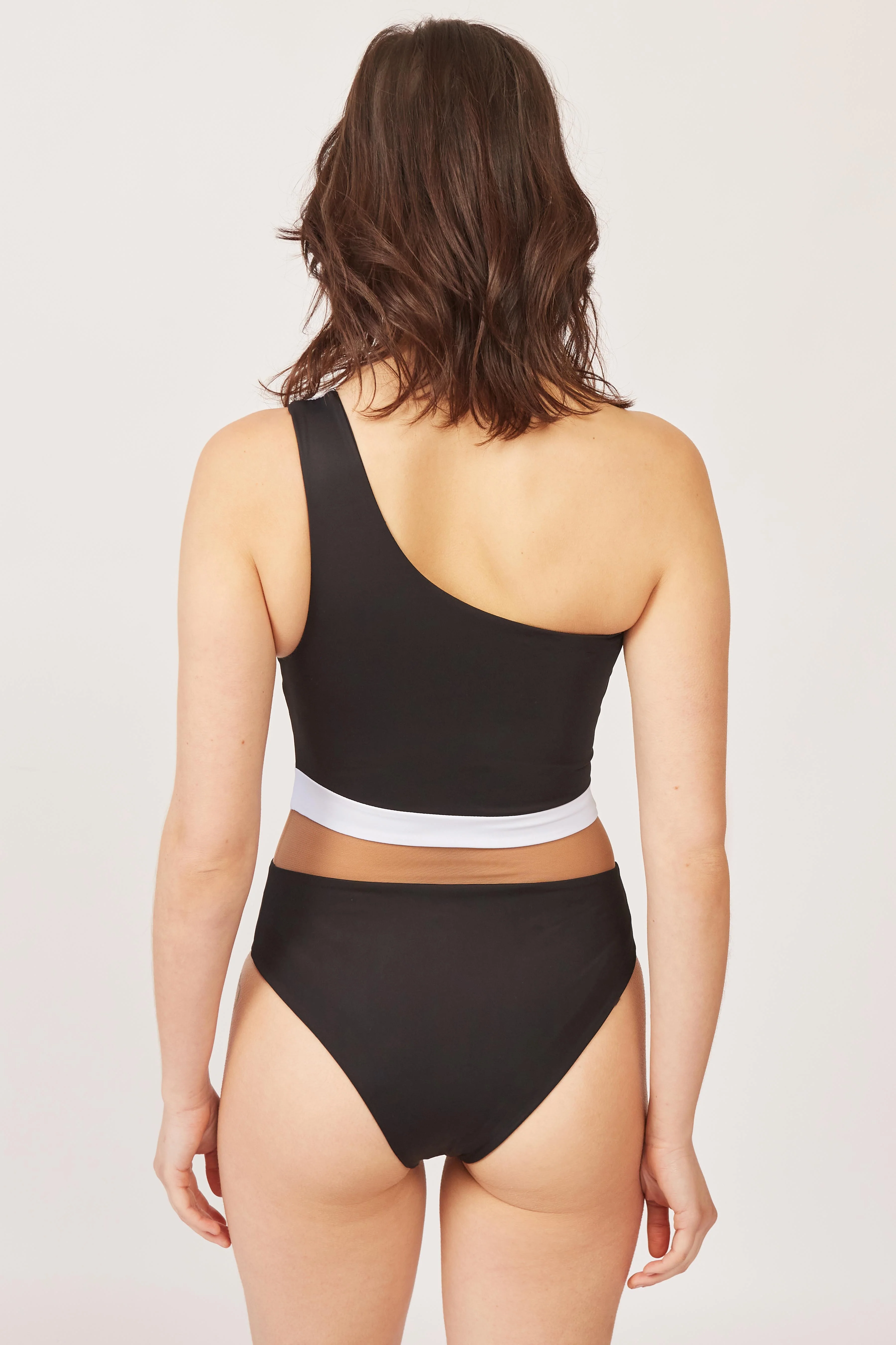 Coast One Piece - Black - Image 5