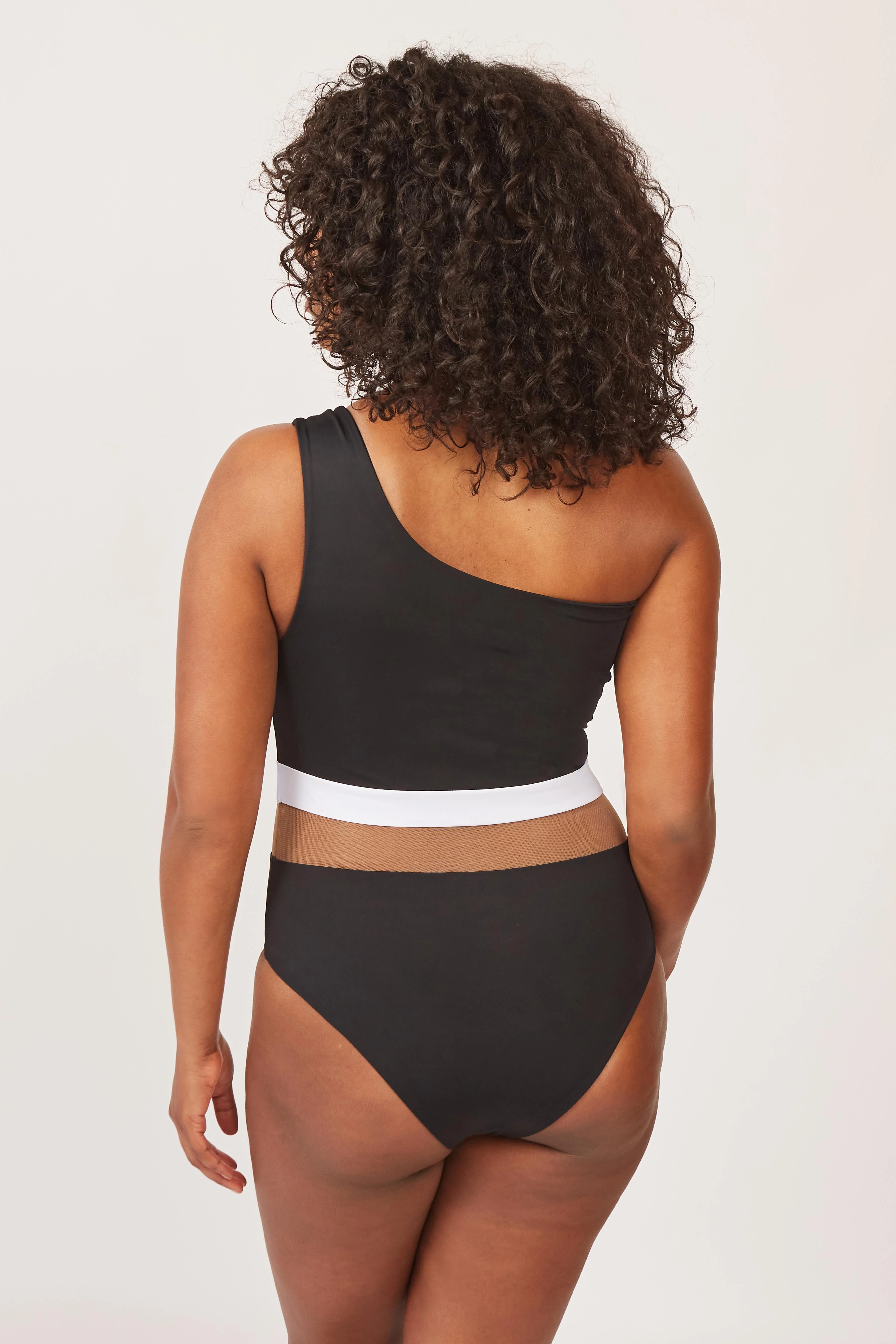Coast One Piece - Black - Image 9