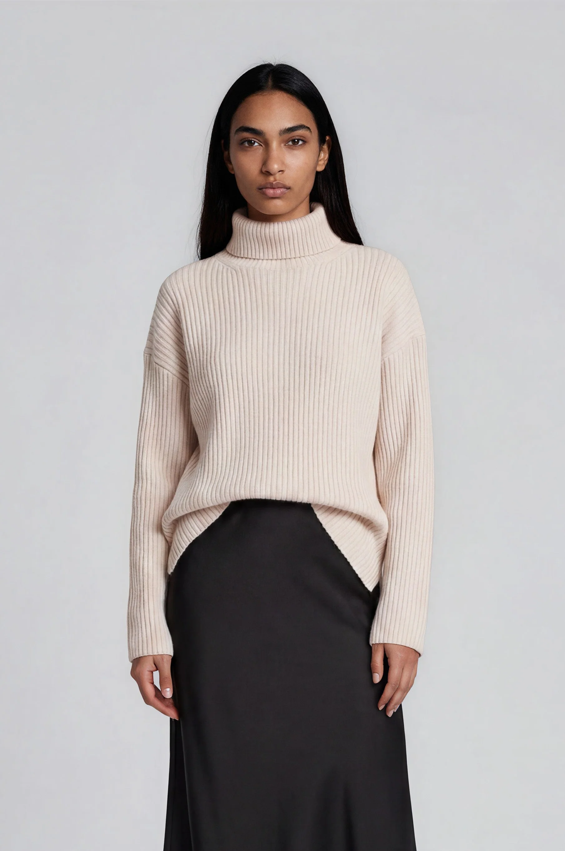 Alex Turtleneck - Beige