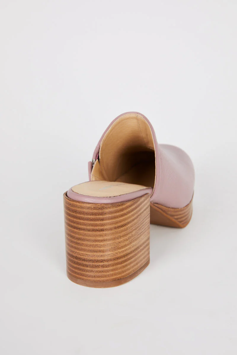 Facts Leather Platform Clog - Image 17