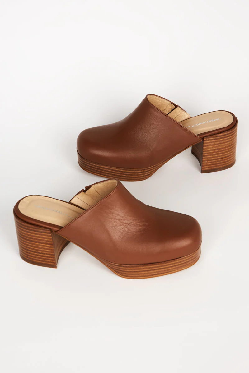 Facts Leather Platform Clog - Image 3