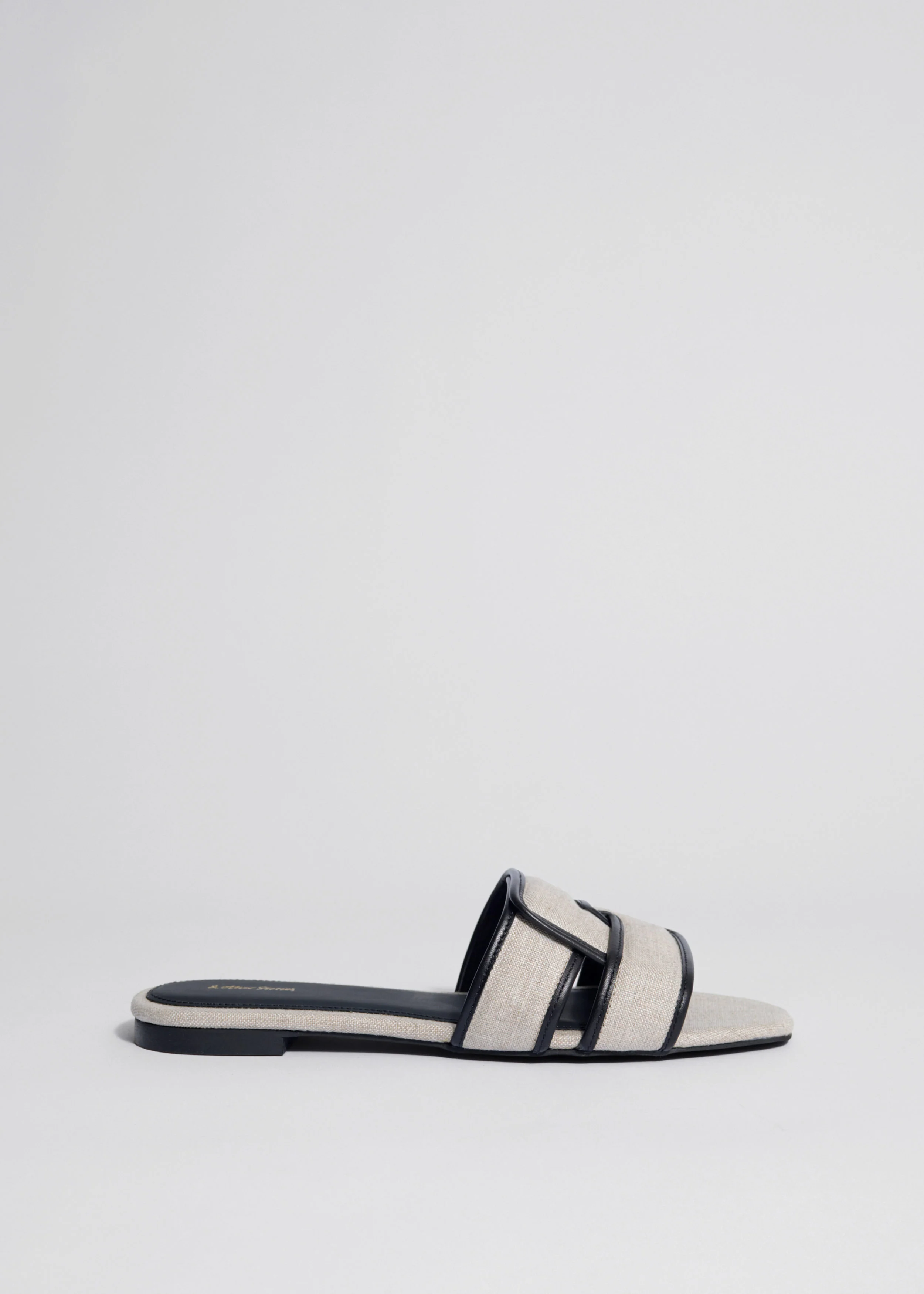 Faye Summerflat - Beige - Image 3