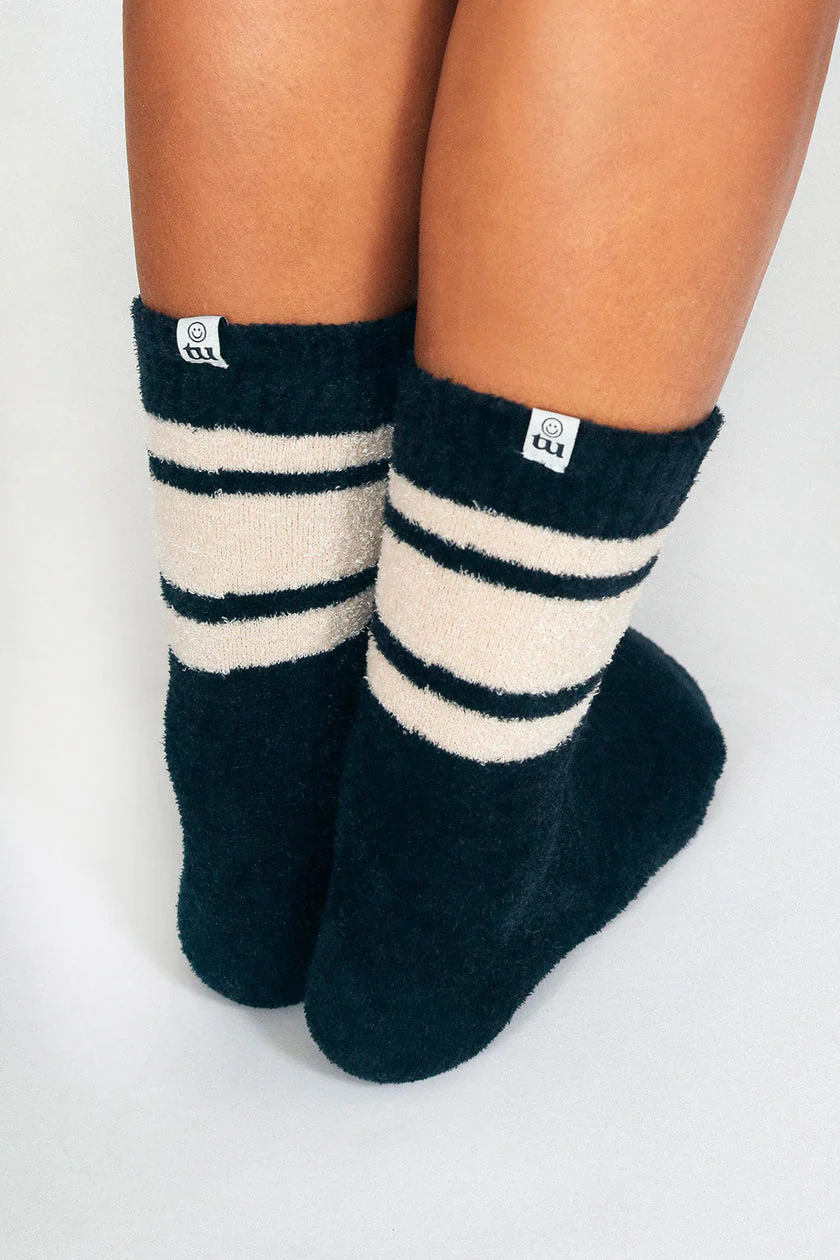 Flour Plush Teddy Ankle Socks - Black - Image 2