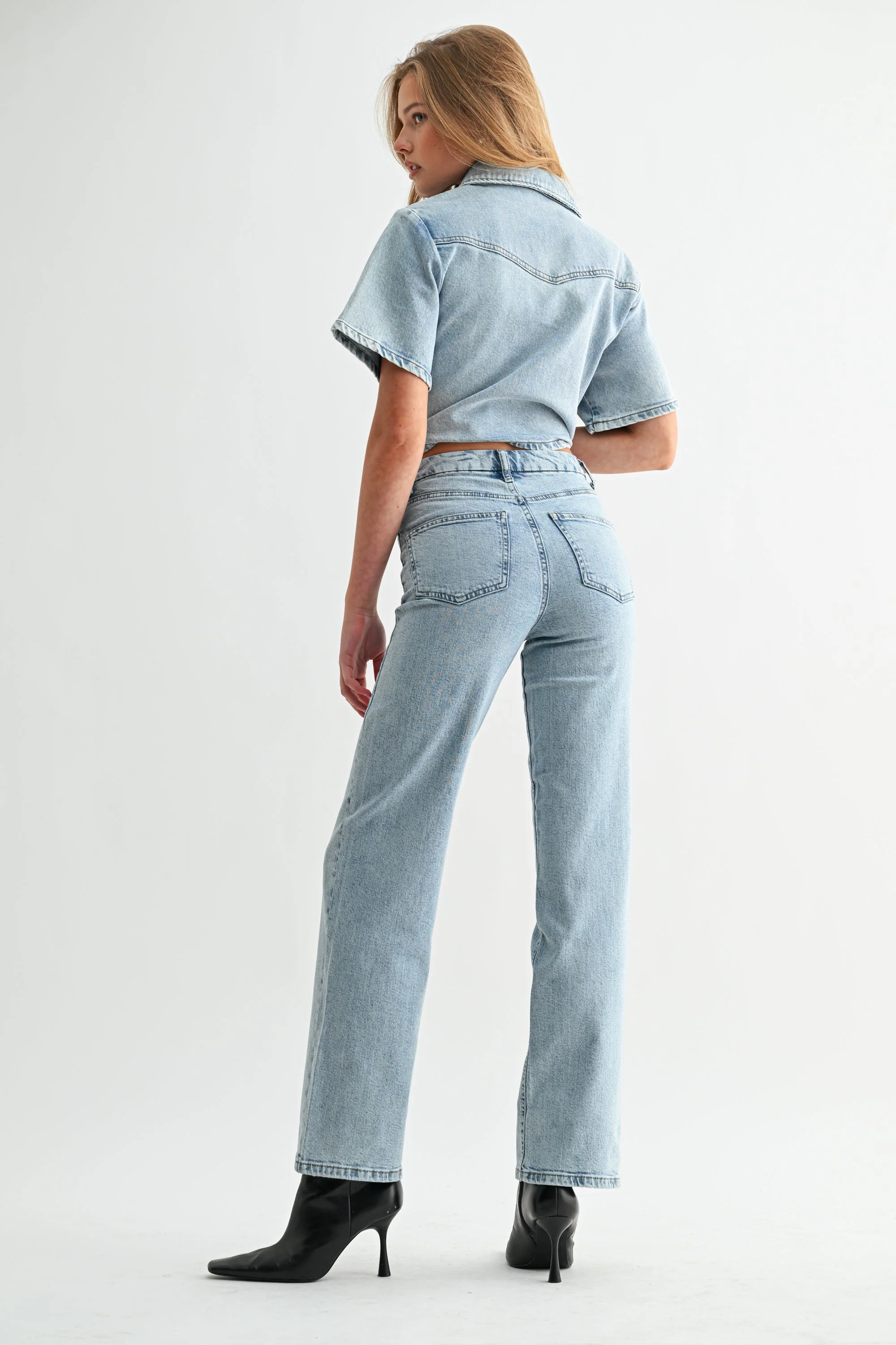High Rise Hidden Waistband Straight - Image 7