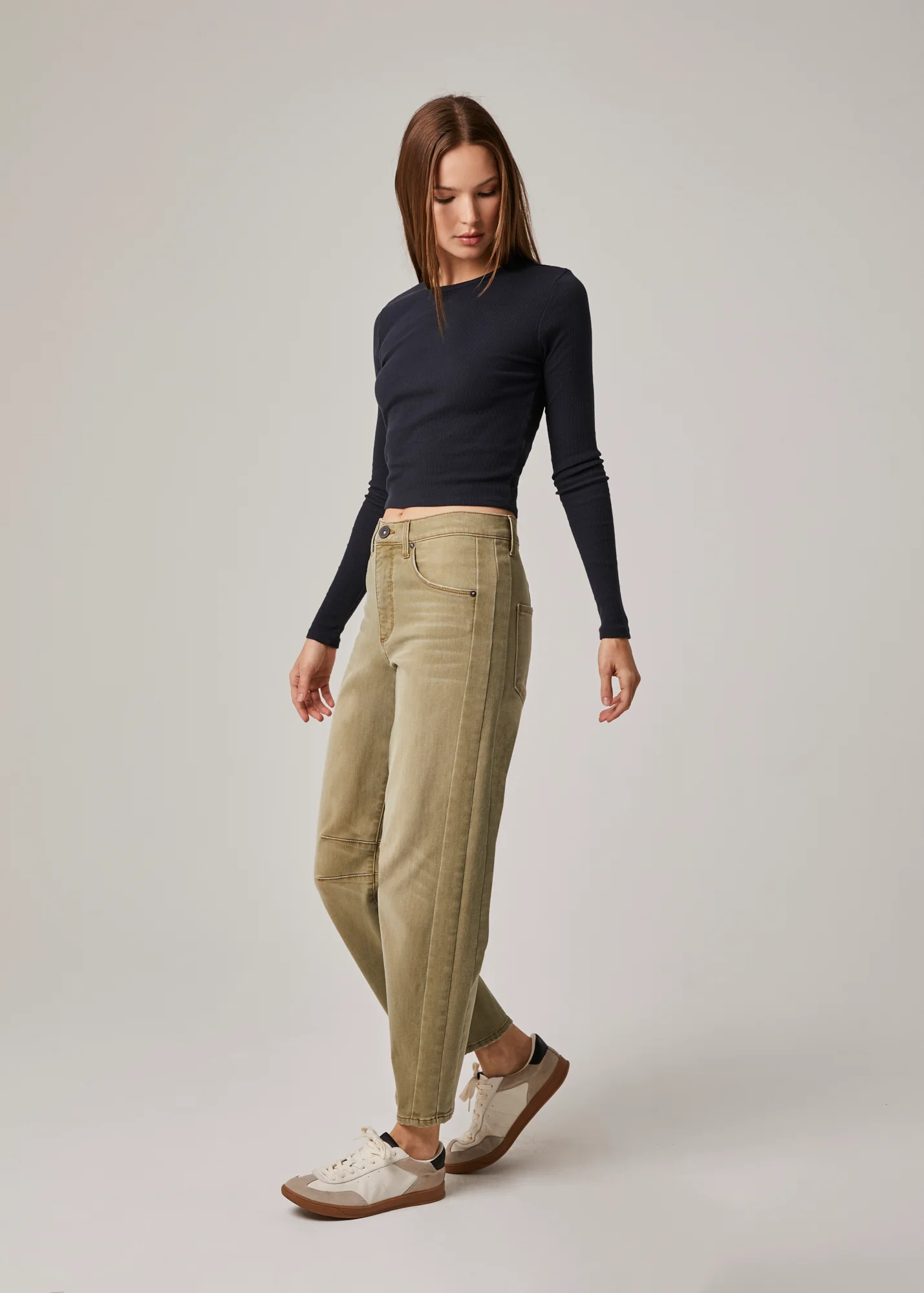 Jack High Rise Slouchy Barrel Jeans - Light Olive Hamilton - Image 2