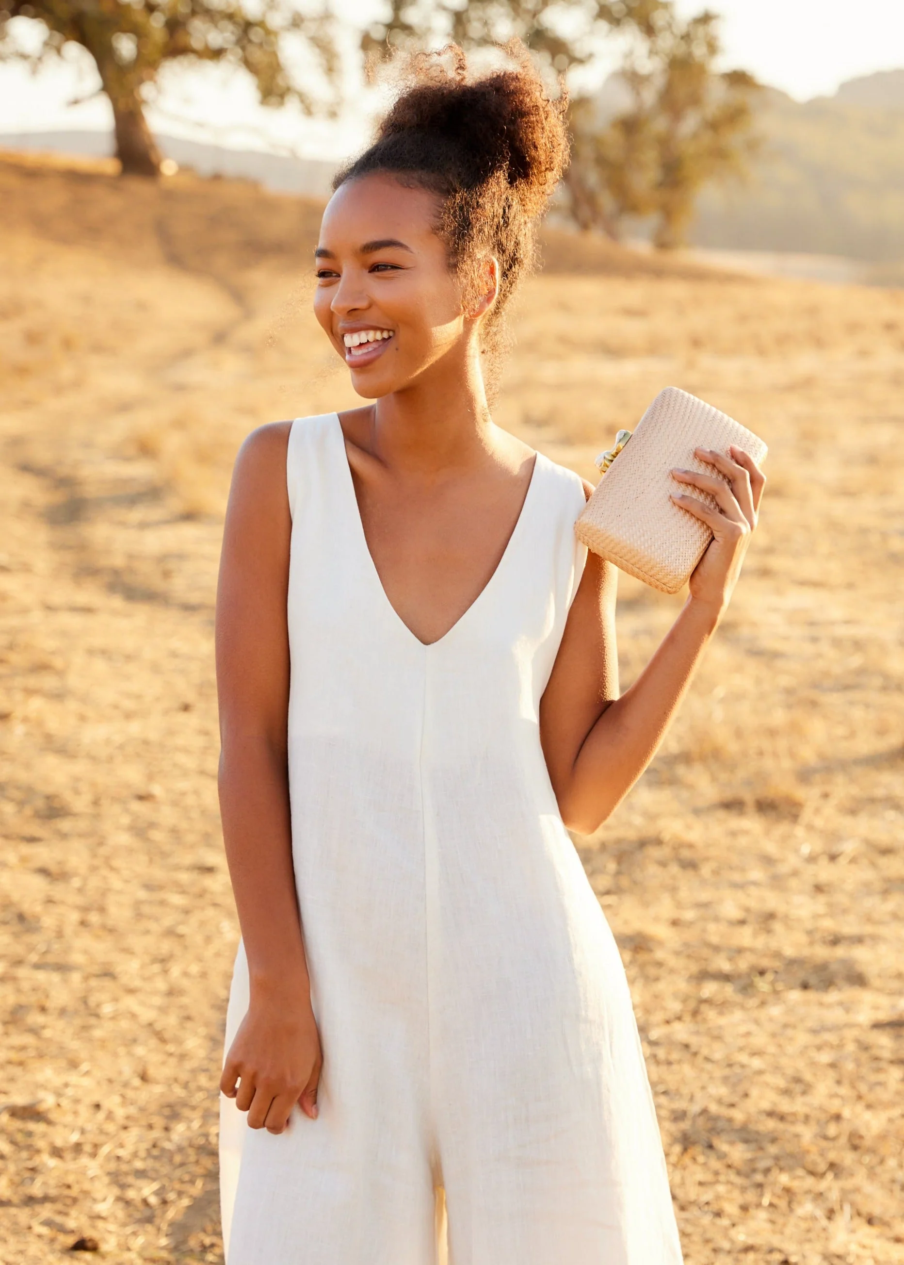 Jen clutch with white Stone - Image 6