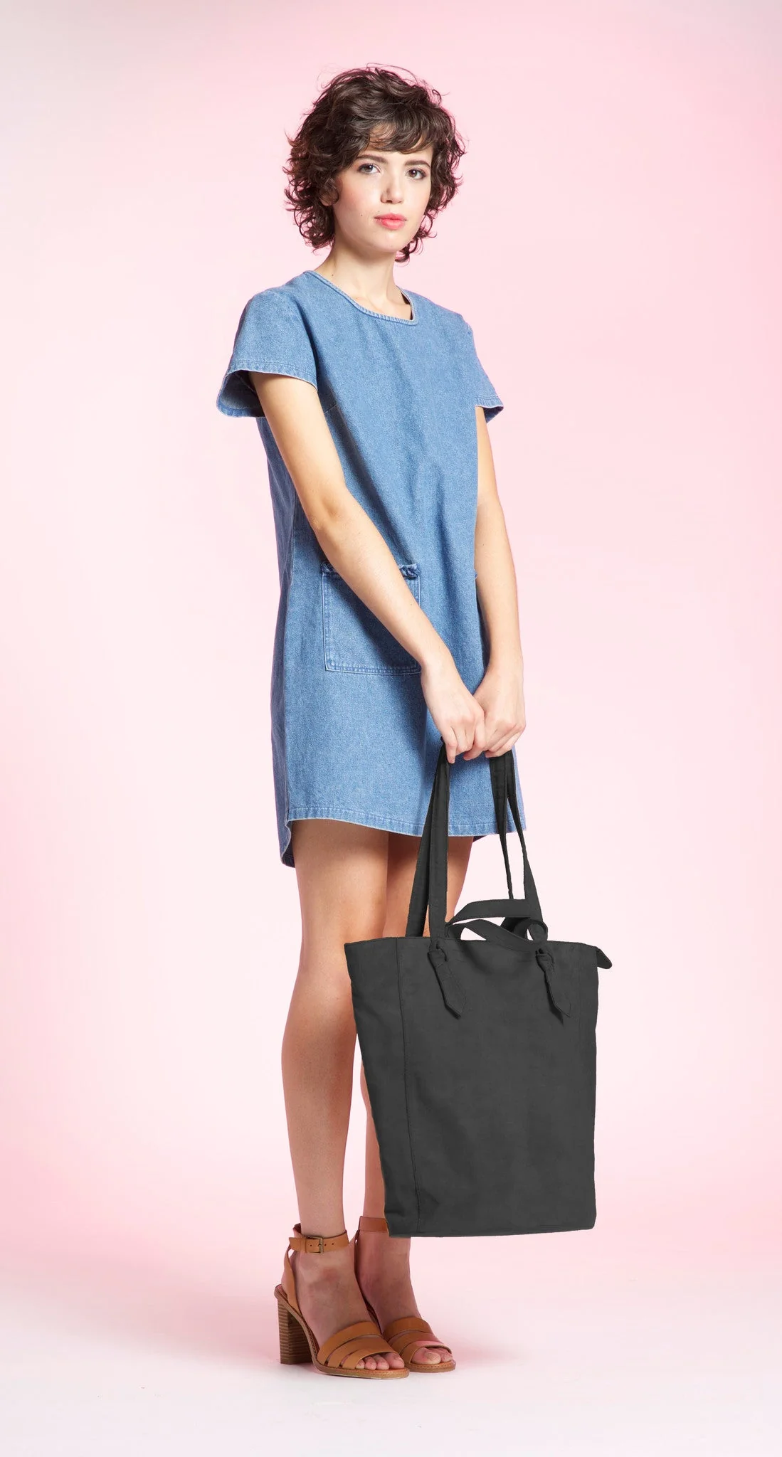 Lightweight Vegan Tote - Black - Image 3