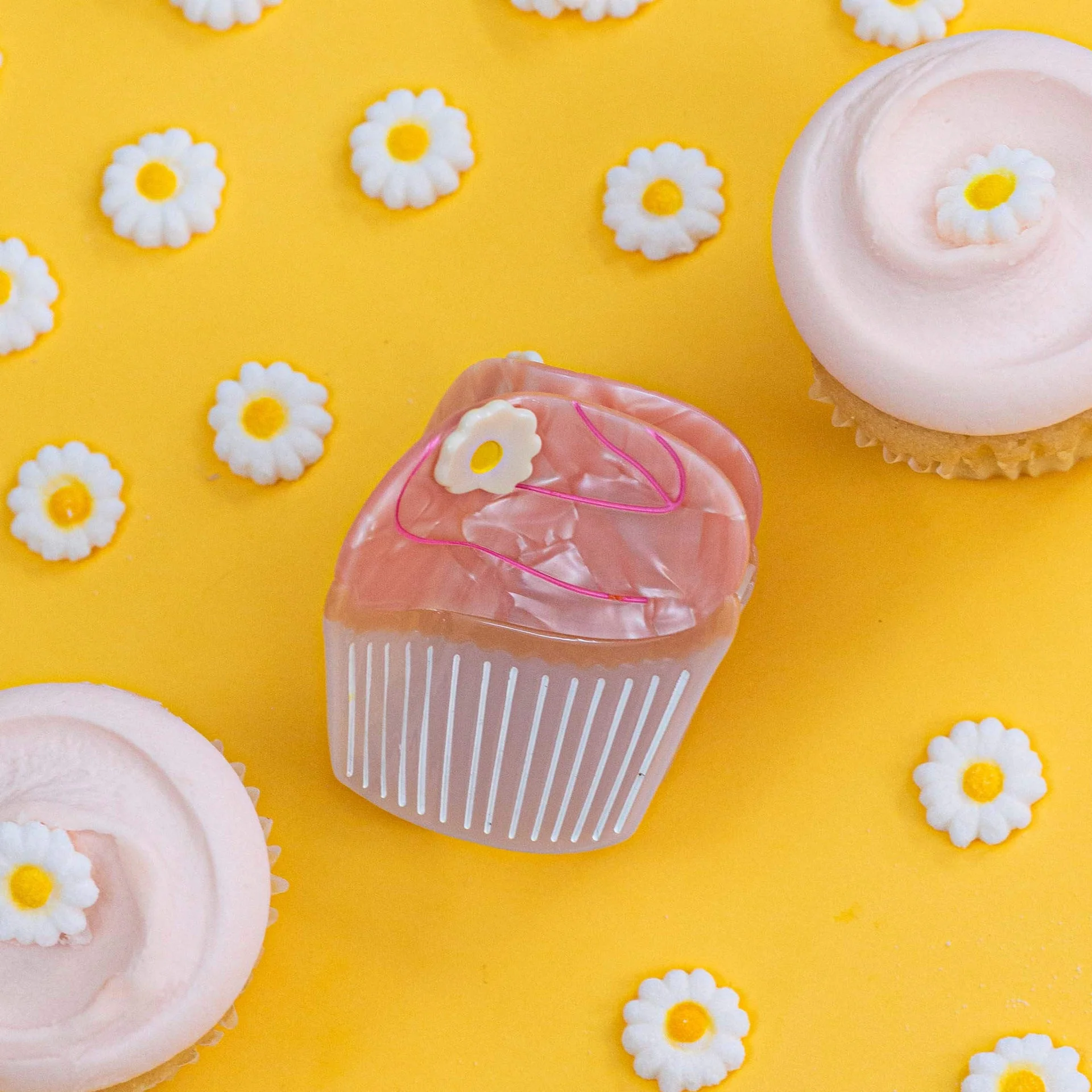 Midi Carrie Cupcake Hair Claw Clip - Image 3