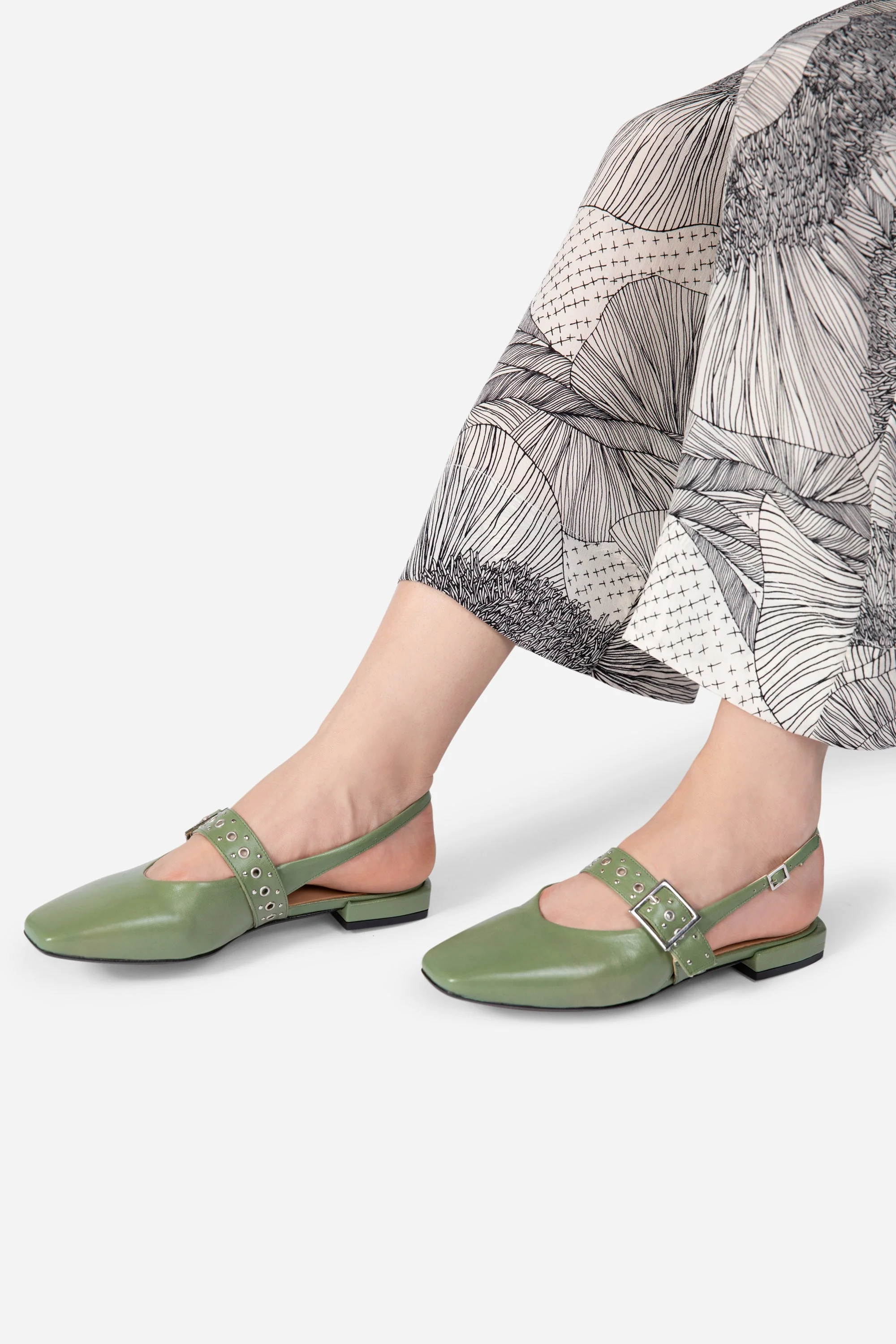 Pearl Slingback Natural Sole Ballet Flat - Image 9