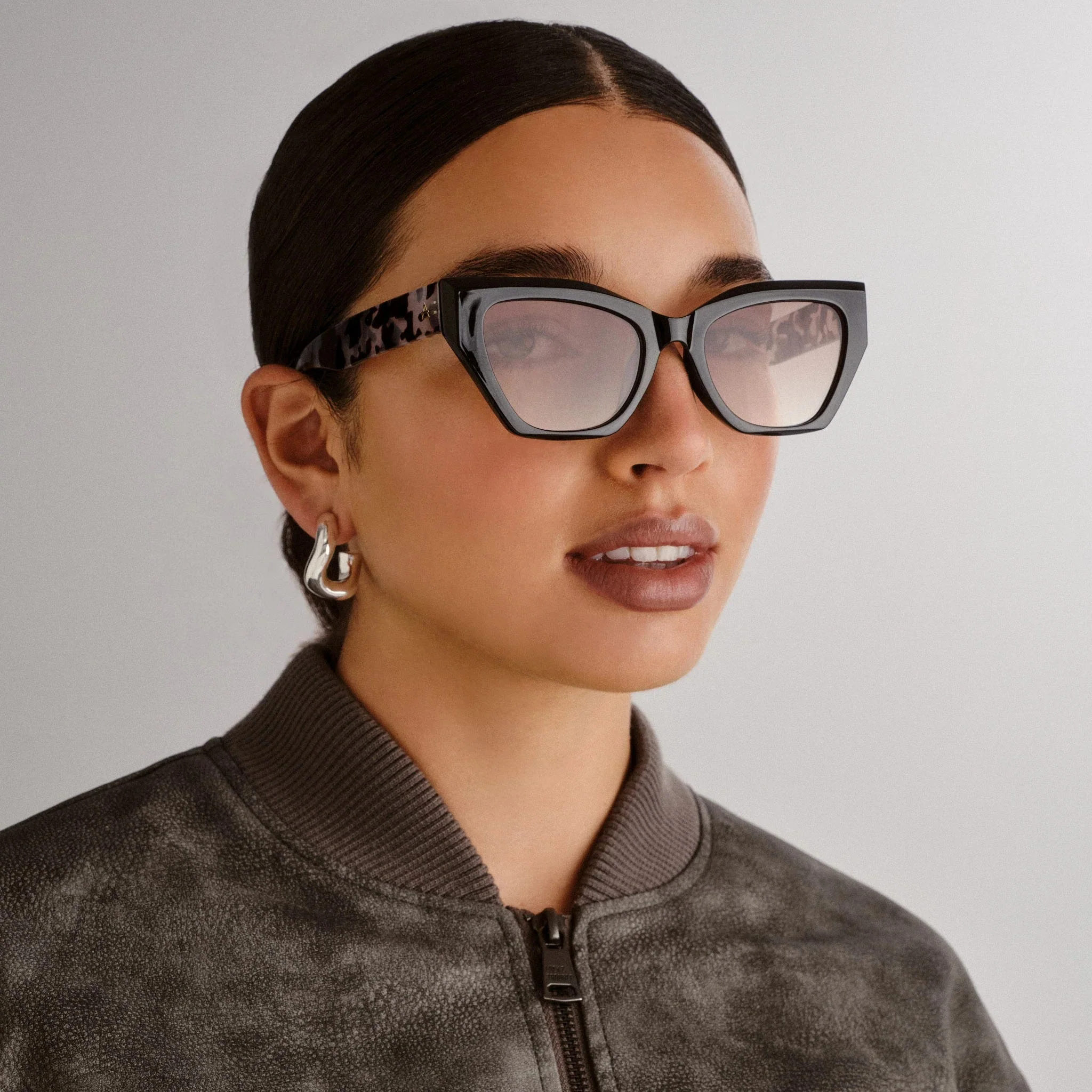 Persei Sunglasses - Black/Charcoal Tort
