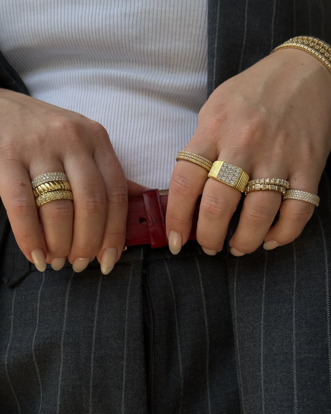 The Pave Square Signet Ring - Image 6