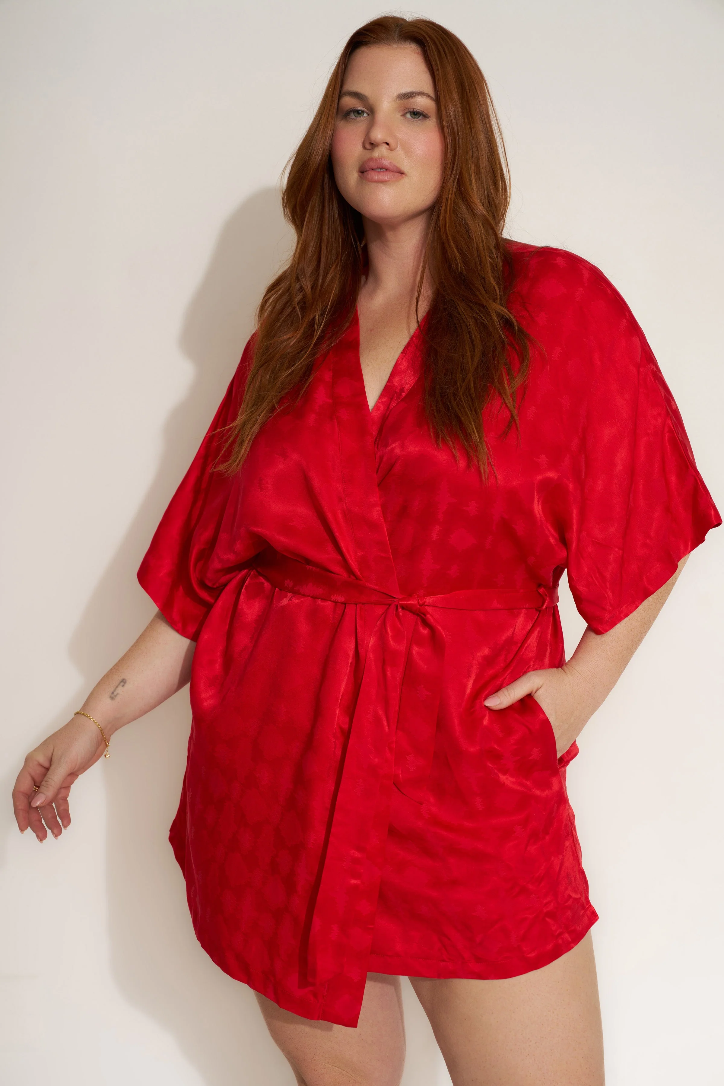 The Short Robe - Picante - Image 8